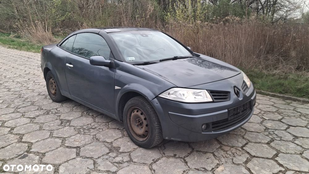 Na części RENAULT MEGANE II CABRIO SILNIK silnik 1.9 DCI 115 KM F9Q818 lakier skrzynia maska zderzak drzwi klapa szyba fotel kanapa lusterko lampa deska GWARANCJA !!! Przód Tył Zestaw Komplet Drzwi Klapa Zderzak Błotnik Maska Grill Atrapa Szyba Pas Lampa Lusterko Boczki Fotel Kanapa Kokpit Deska Rozdzielcza Przełącznik Włącznik Sterownik Przewody Wiązka Instalacja Moduł Komputer Czujnik Listwa Pompa Alternator Wtryski Głowica Rozrusznik Kompresor Sprzęgło Dwumas Silnik  Skrzynia ABS Klimatyzacji Paliwa Wspomagania Kolektor Turbina Przepustnica Zawór Chłodnica Koło Hak Belka Sanki Zawieszenie Mcpherson Półoś Amortyzator Wydech Tłumik Zacisk dach - 2