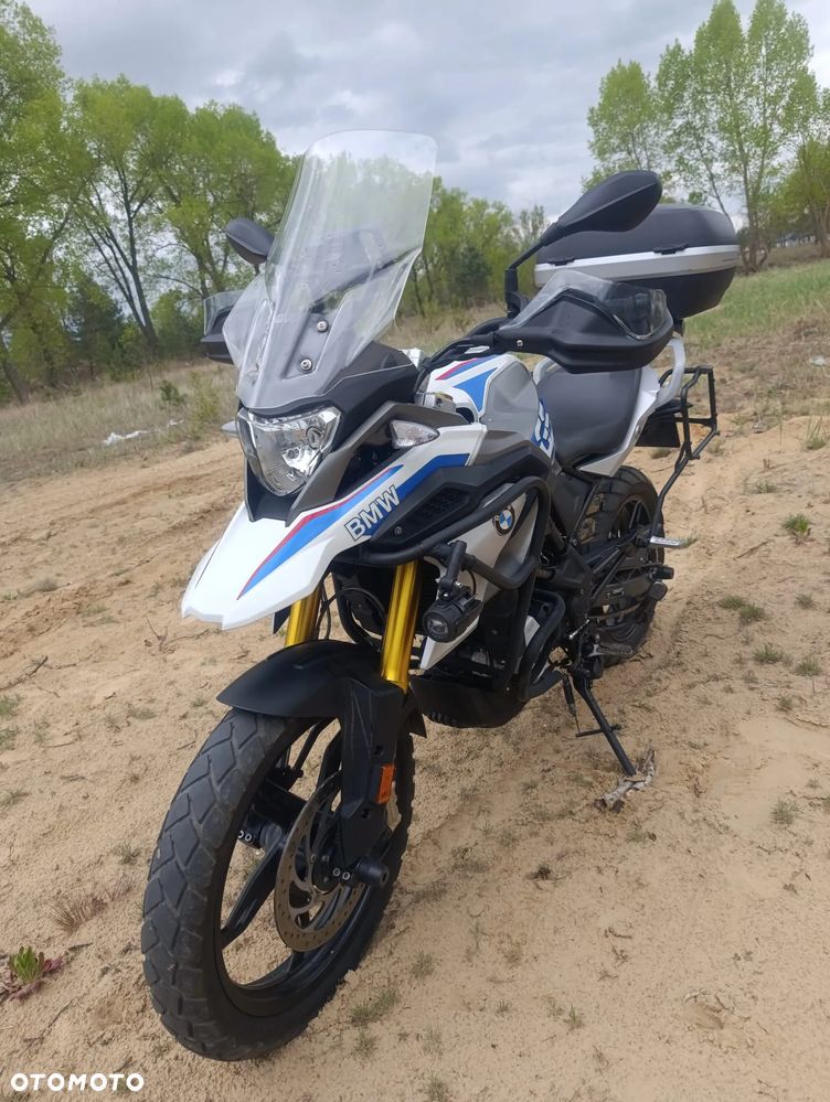 BMW G - 9