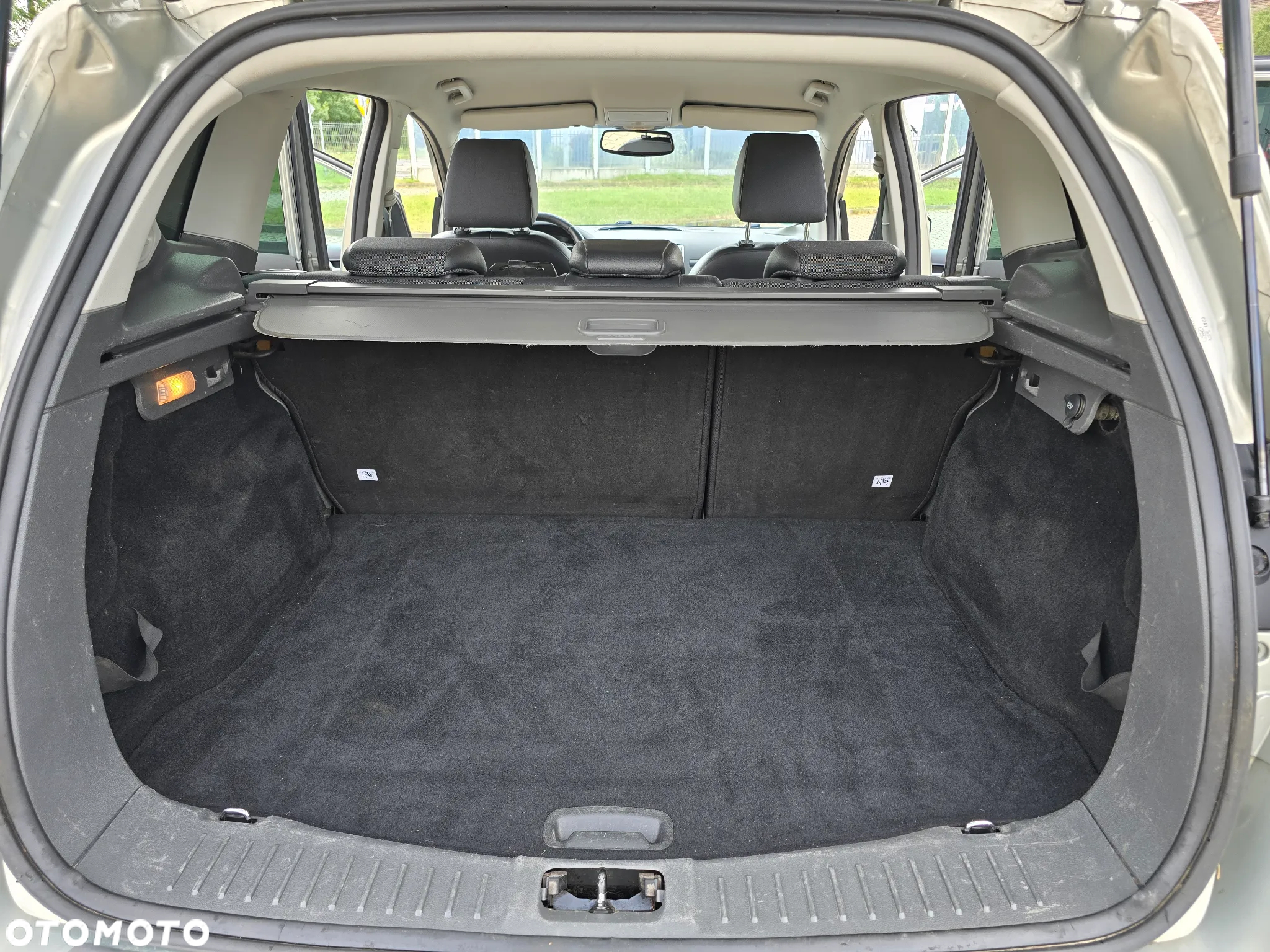 Ford Kuga 2.0 TDCi 4x4 Titanium - 16