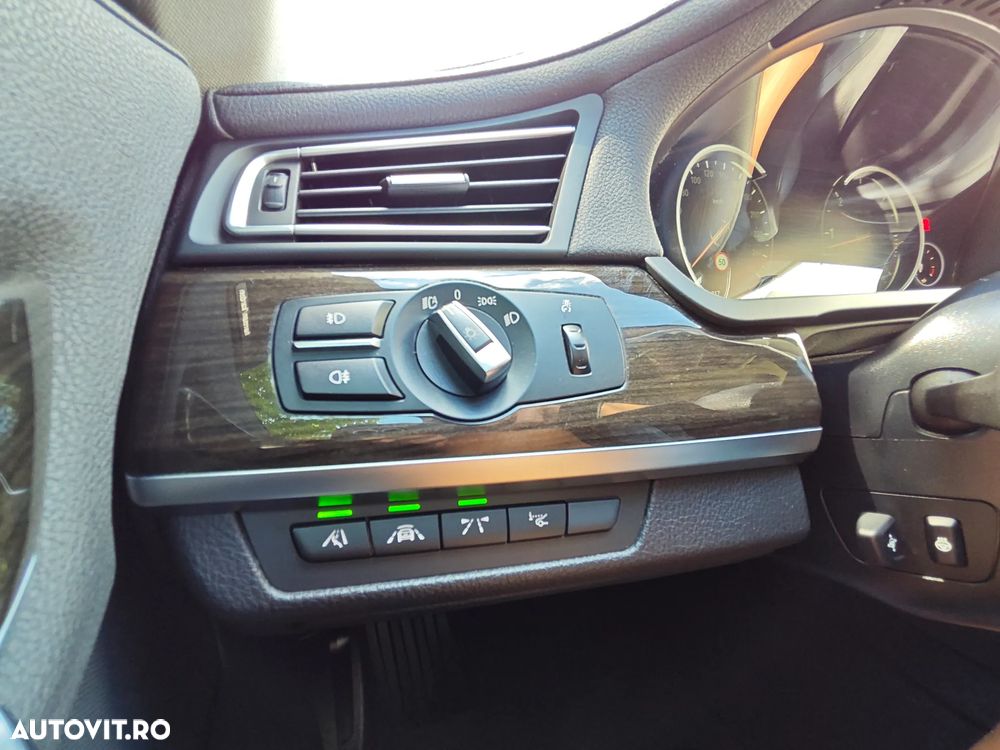 BMW Seria 7 730d - 9