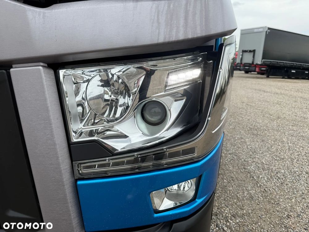 Renault T480 HIGH CAB // KLIMA POSTOJOWA // LED // METALIK - 12