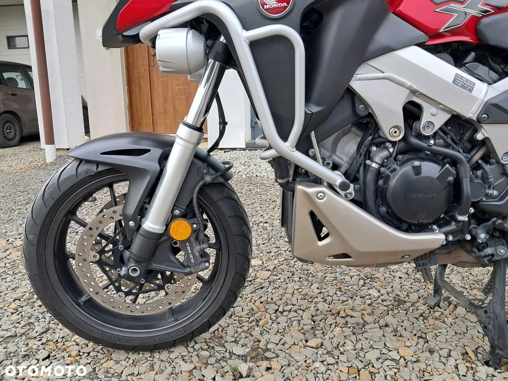Honda VFR - 4