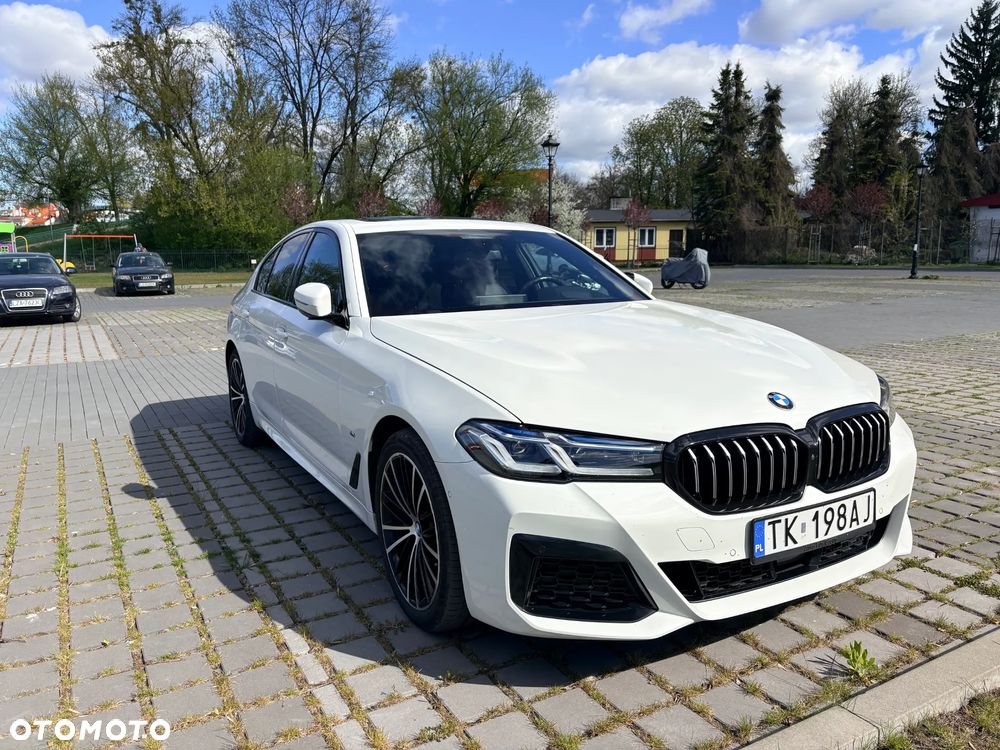 BMW Seria 5 520d xDrive MHEV M Sport sport - 2