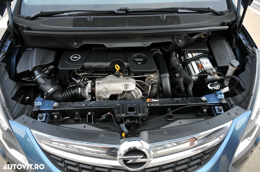 Opel Zafira Tourer 1.6 CDTI Start/Stop Cosmo - 23