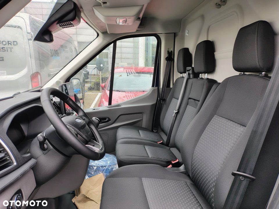 Ford Nowy Transit - 11