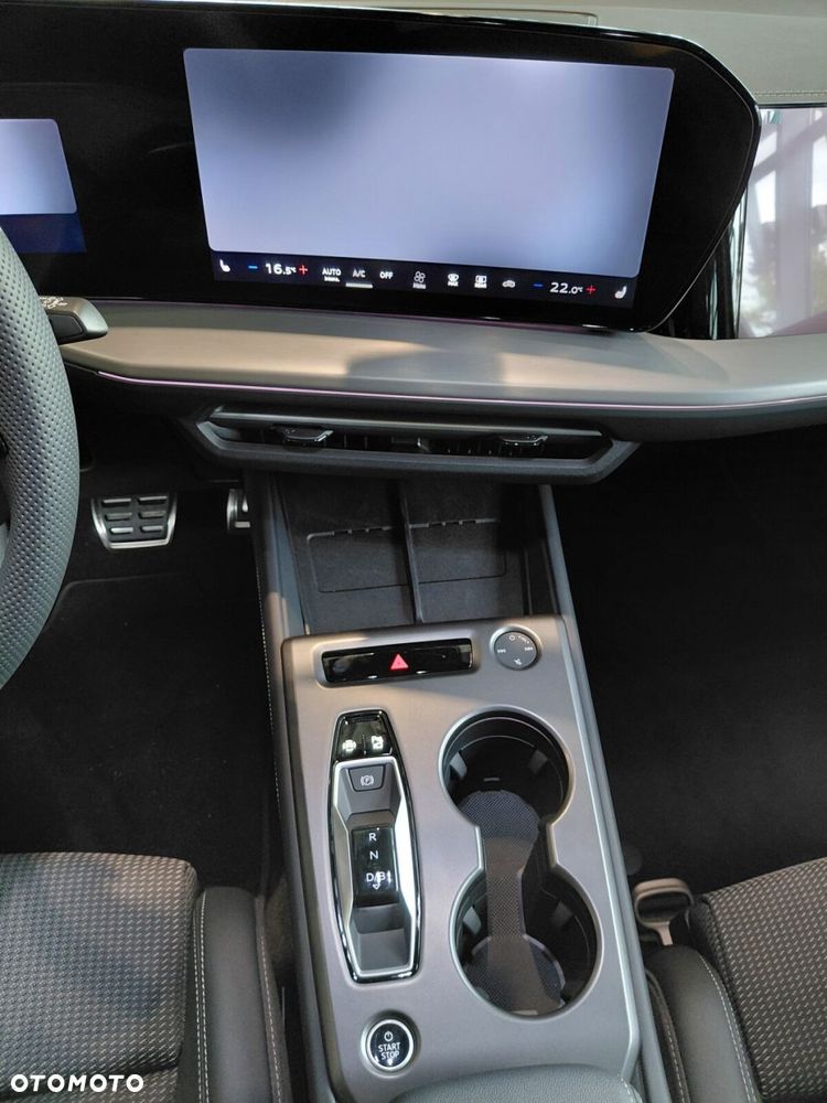 Audi Q4 e-tron - 15
