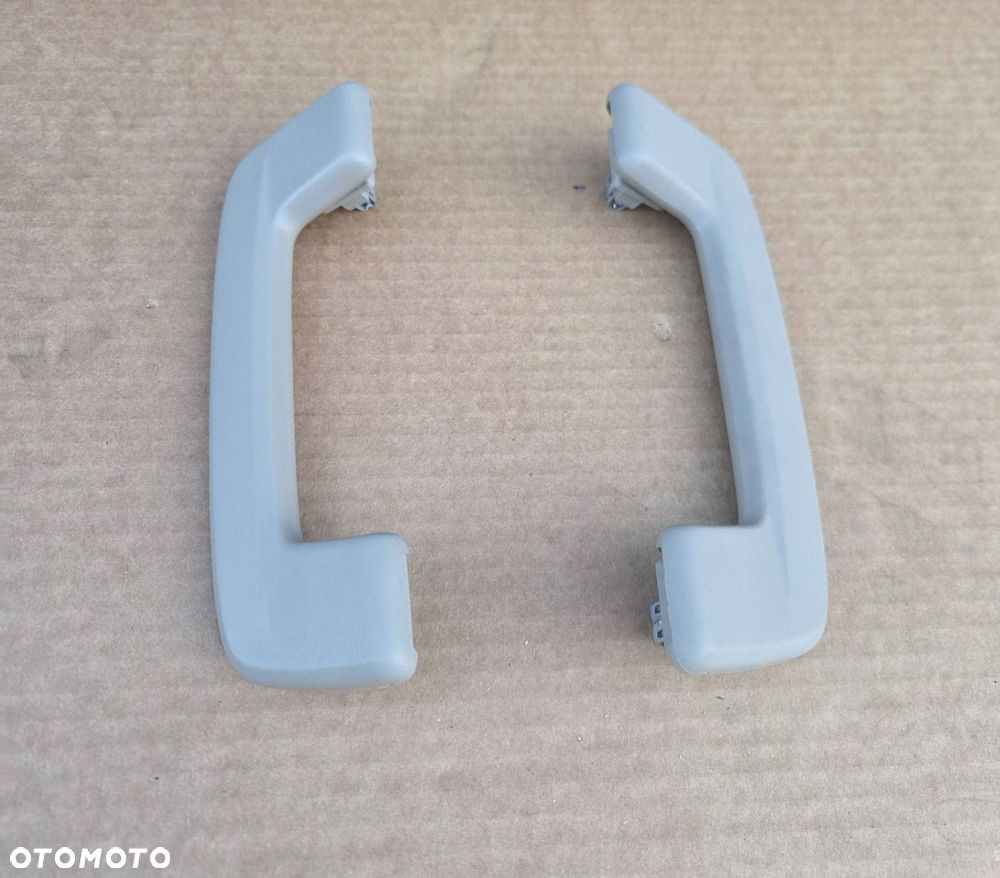 volkswagen multivan t7 rączka podsufitki przód 8y0857607 - 1