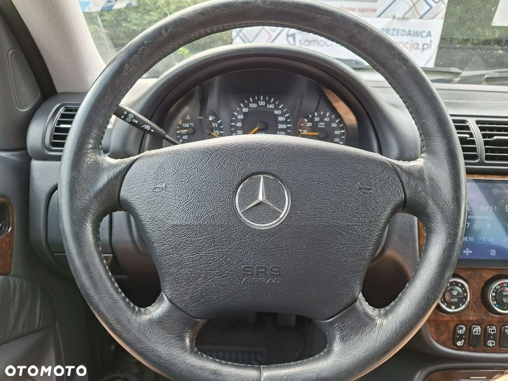 Mercedes-Benz ML 320 - 15