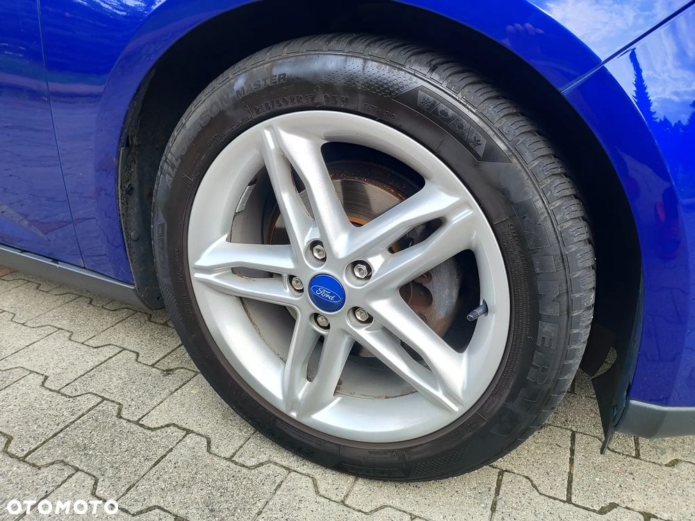 Ford Focus 1.0 EcoBoost Titanium ASS - 3
