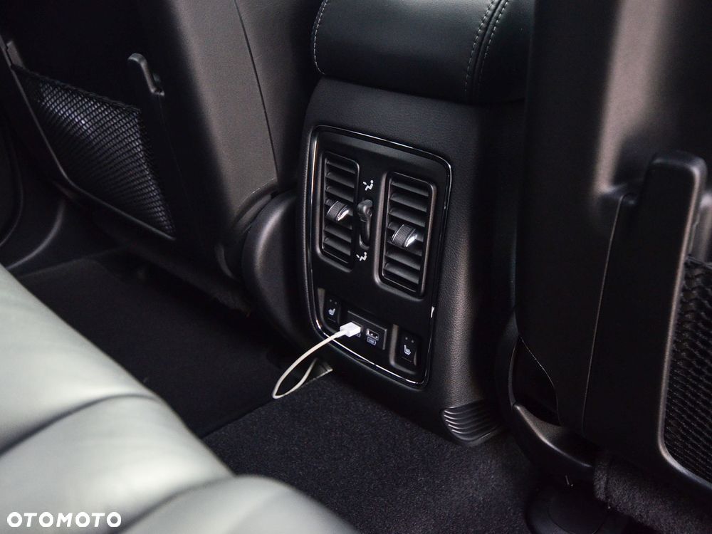 Jeep Grand Cherokee 6.4 V8 SRT8 - 34