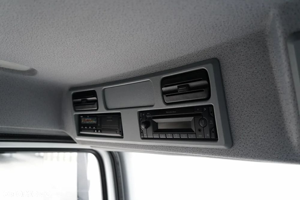 Mercedes-Benz ATEGO 1218 / 4x2 / WYWROTKA + HDS HIAB 0088 BS-3  / PILOT  /MANUAL - 32