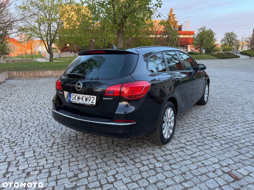 Opel Astra 1.6 CDTI DPF ecoFLEX Start/Stop Exklusiv - 4