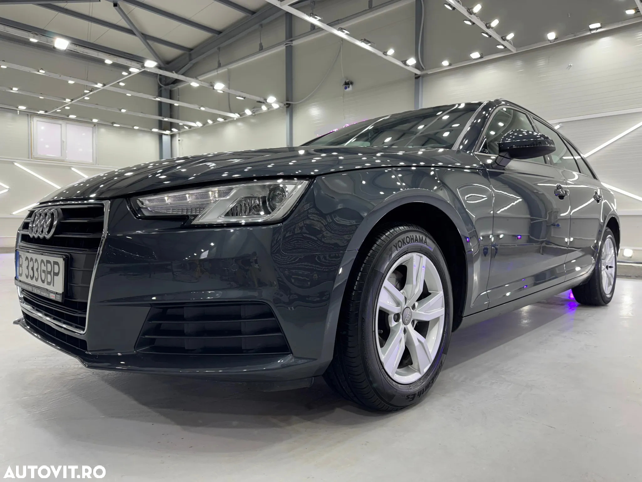 Audi A4 Avant 2.0 TDI S tronic - 2