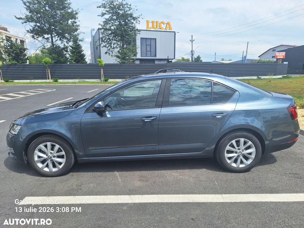 Skoda Octavia 2.0 TDI DSG Style - 3
