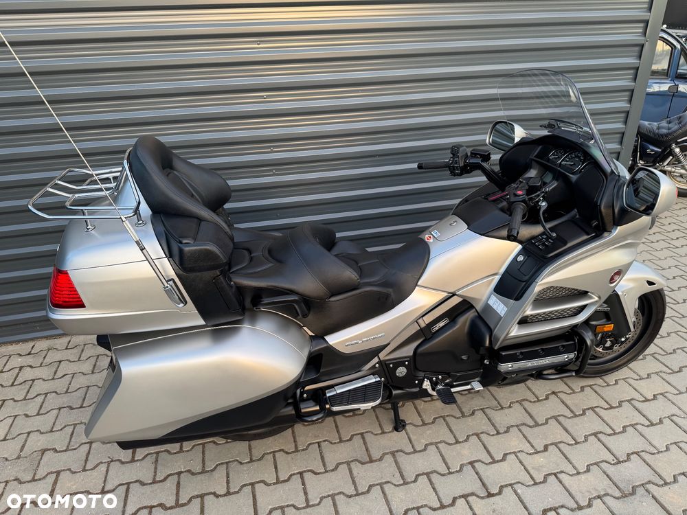 Honda GL - 5