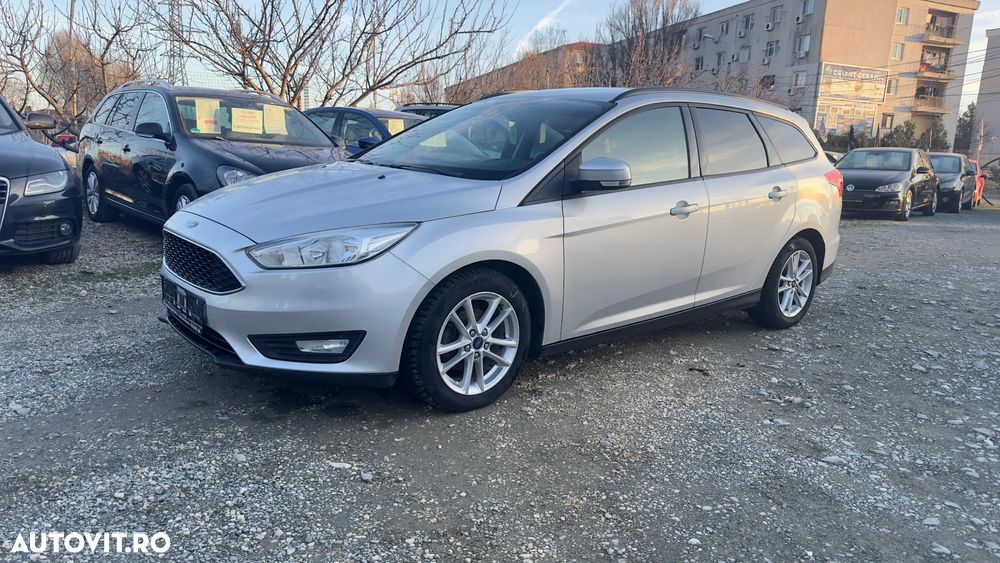 Ford Focus 1.0 EcoBoost Trend - 9