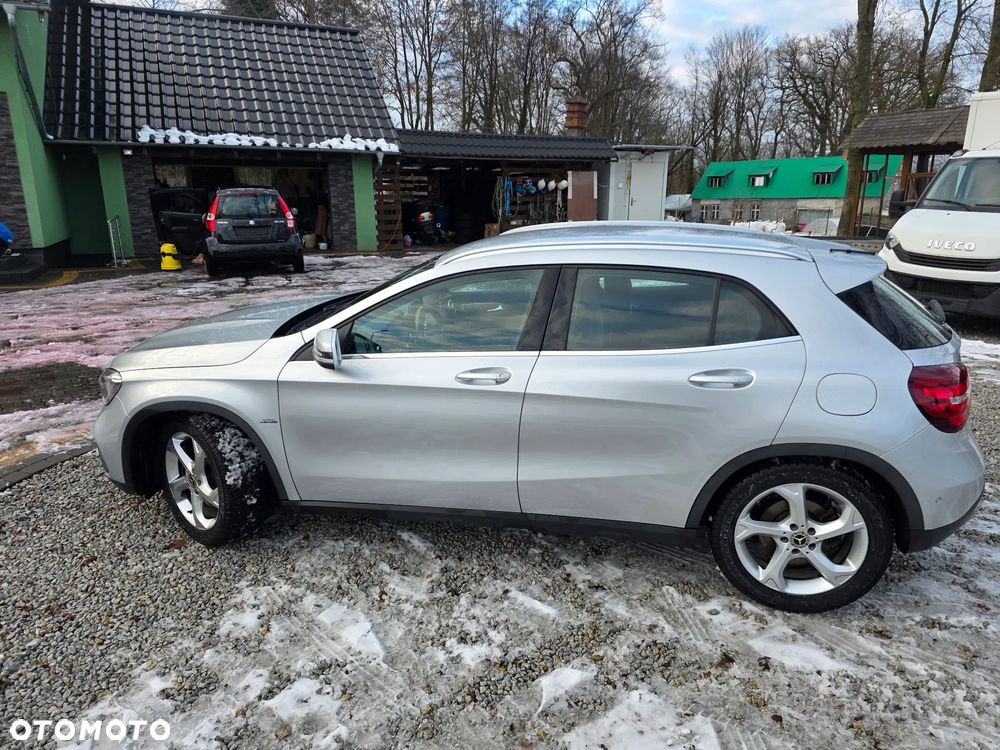 Mercedes-Benz GLA 220 4-Matic Style - 4