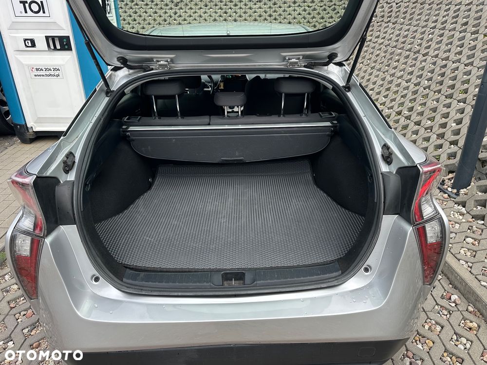 Toyota Prius 1.8 Hybrid Premium - 22