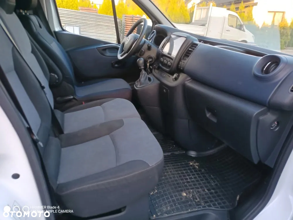 Renault Trafic - 14