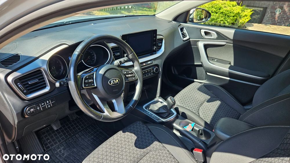 Kia Ceed 1.0 T-GDI M - 9