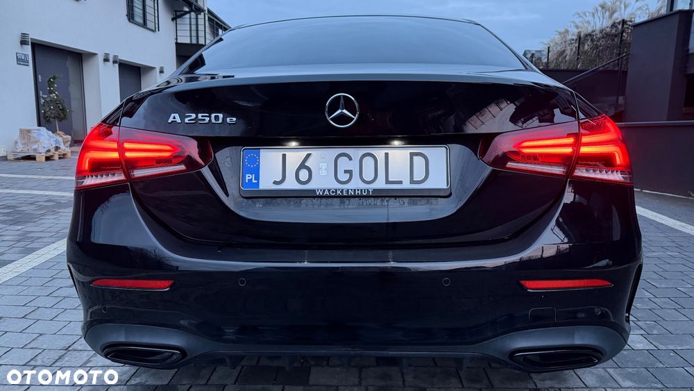 Mercedes-Benz Klasa A 250 e 8G-DCT AMG Line - 6