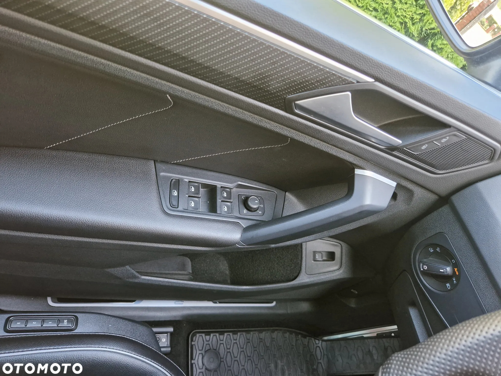 Volkswagen Tiguan 2.0 TDI SCR 4Mot R-Line DSG - 26