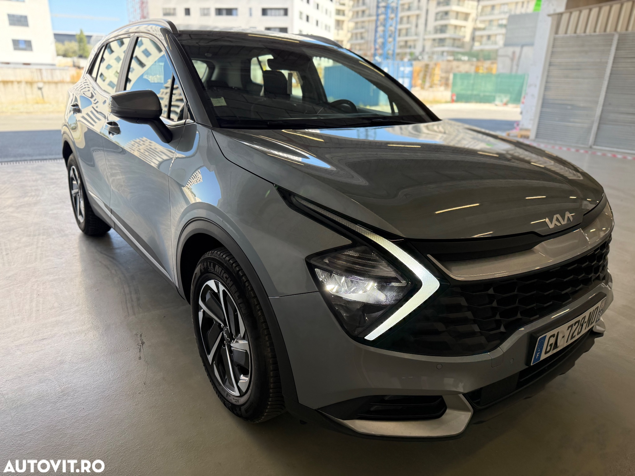 Kia Sportage 1.6T-GDI Hybrid 2WD Aut. Vision - 25