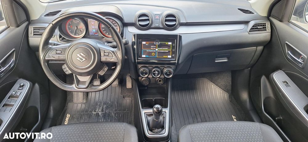 Suzuki Swift 1.2 Dualjet 12V MHEV Spirit - 12