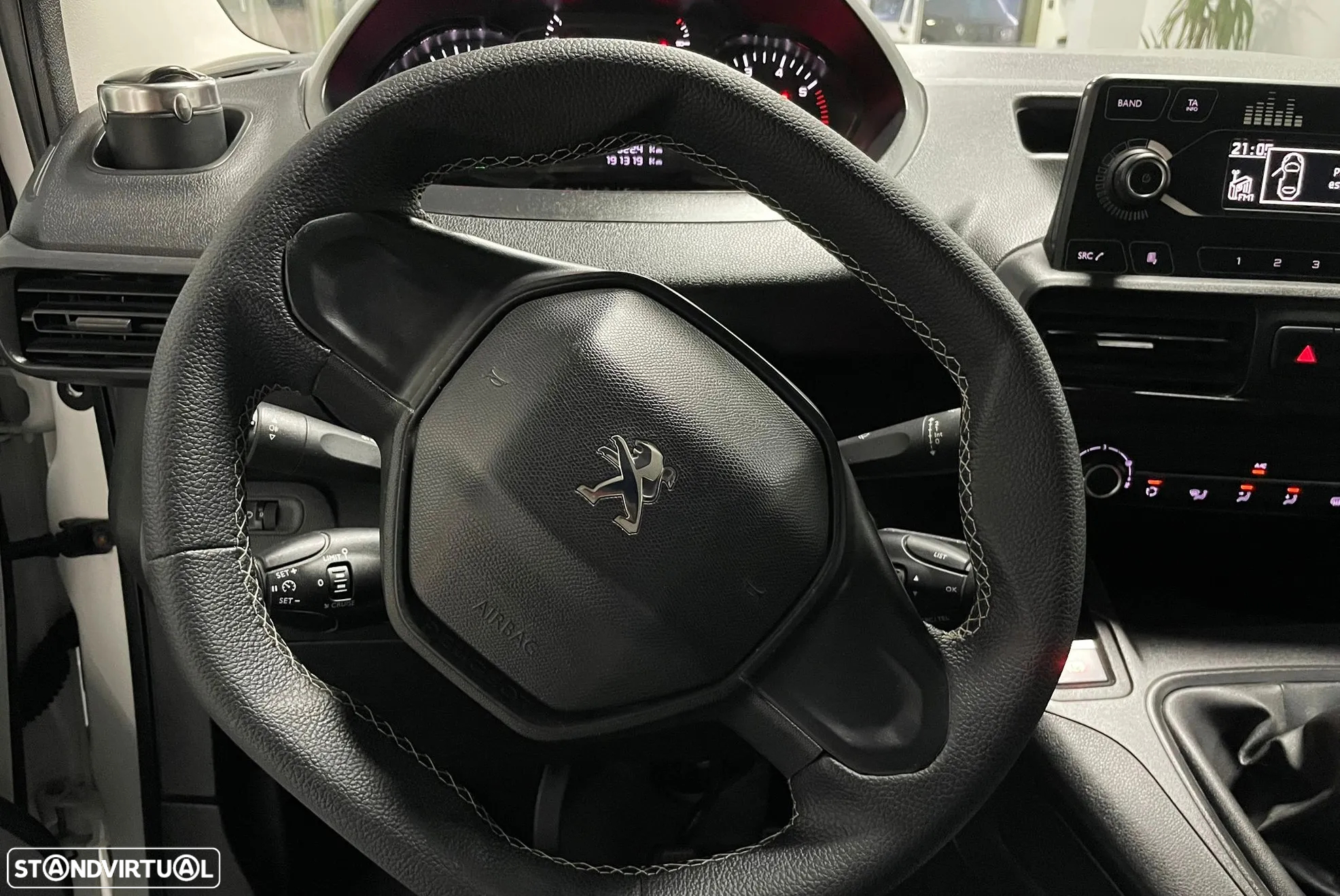 Peugeot Partner 1.6 BlueHDI L1 Pro 3L - 36