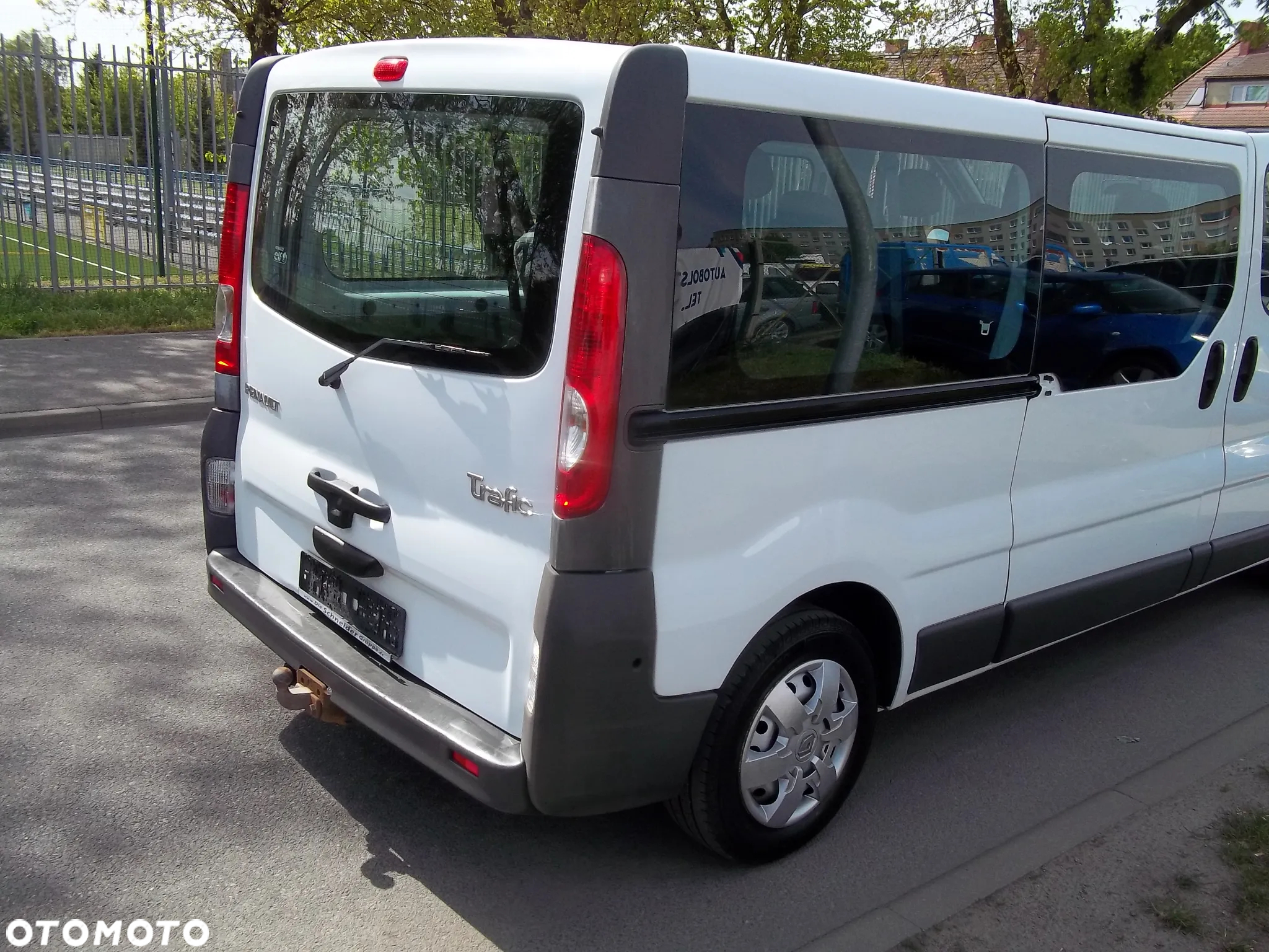 Renault Trafic 2.0 dCi 115 Combi L2H1 - 4
