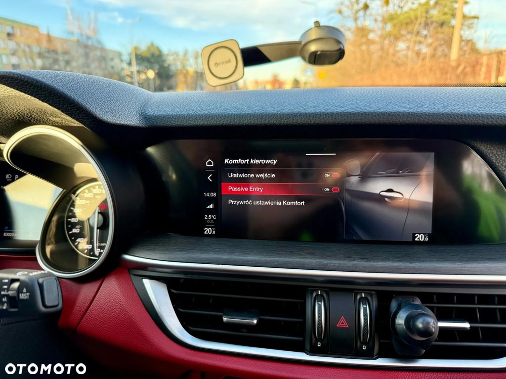 Alfa Romeo Stelvio 2.0 Turbo 16V AT8-Q4 Estrema - 38