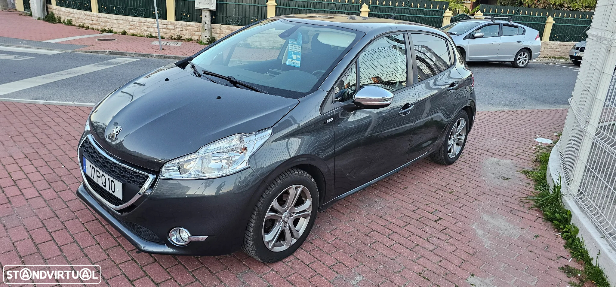 Peugeot 208 1.4 HDi SE Style - 22
