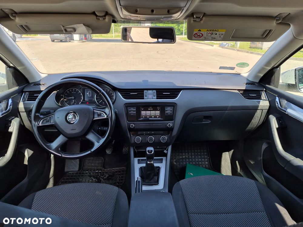 Skoda Octavia 1.6 TDI Ambition - 10
