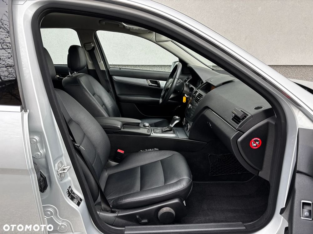 Mercedes-Benz Klasa C - 12