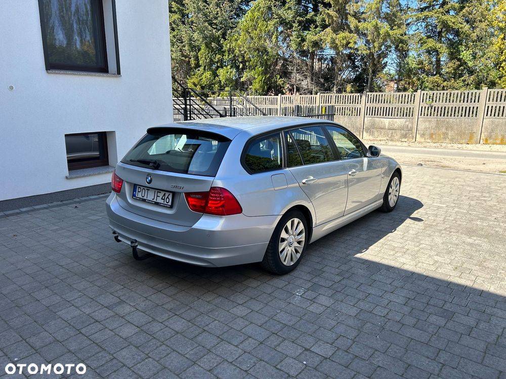BMW Seria 3 318i Edition Exclusive - 3