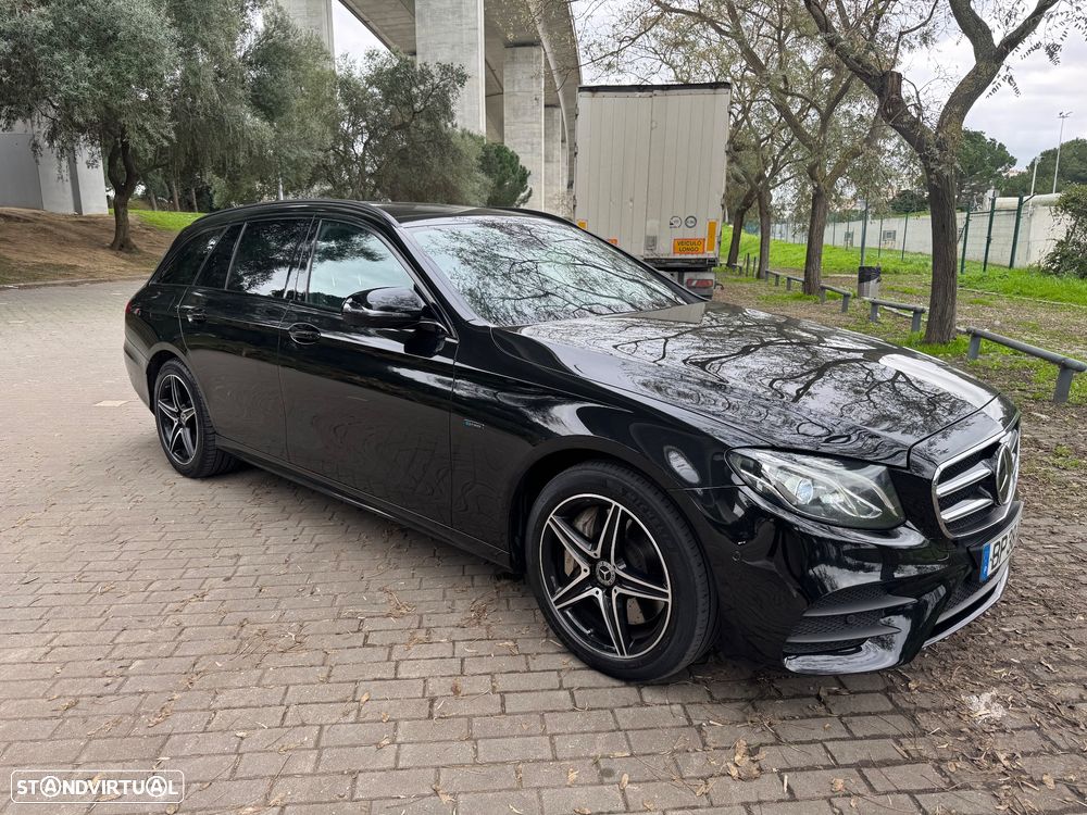 Mercedes-Benz E 300 de AMG Line - 1