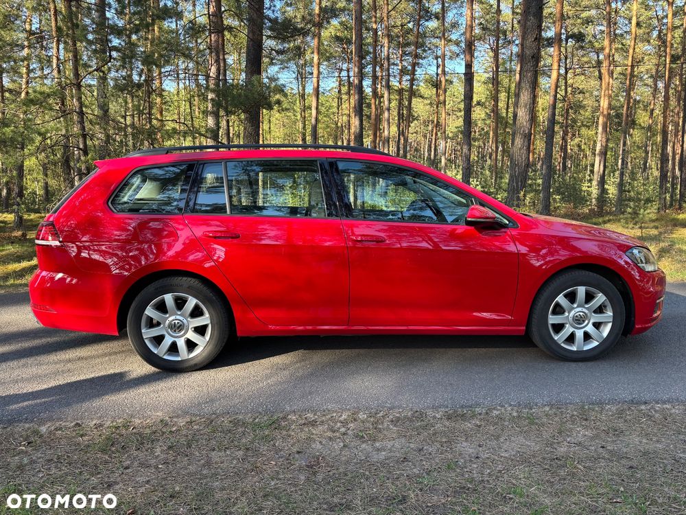 Volkswagen Golf - 5