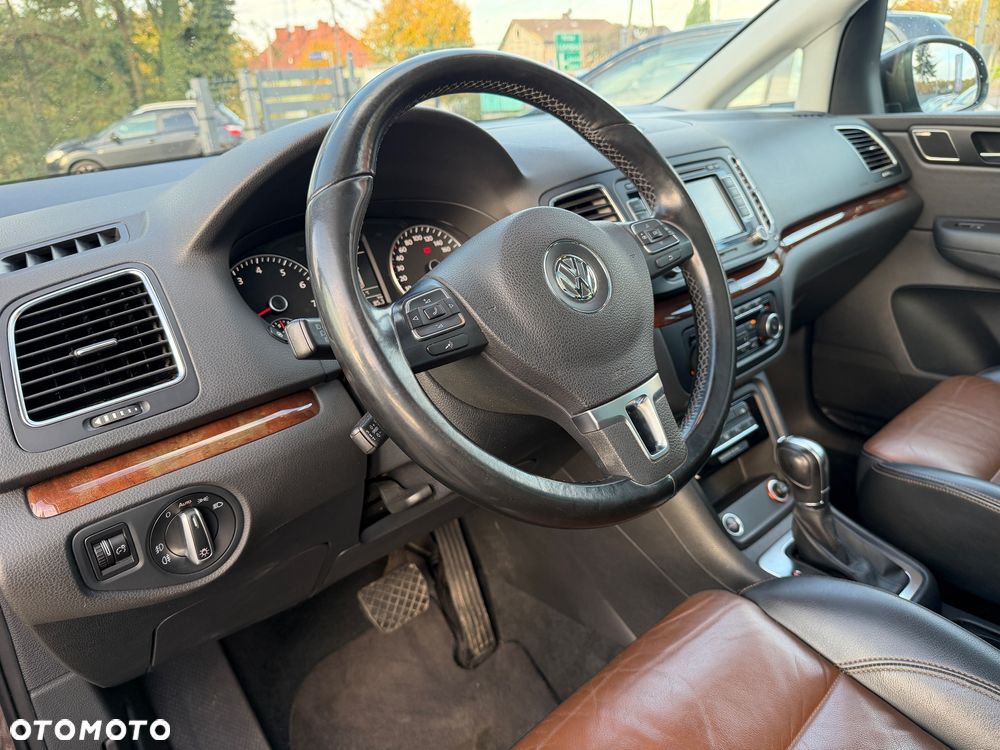 Volkswagen Sharan 2.0 TSI Highline DSG - 16