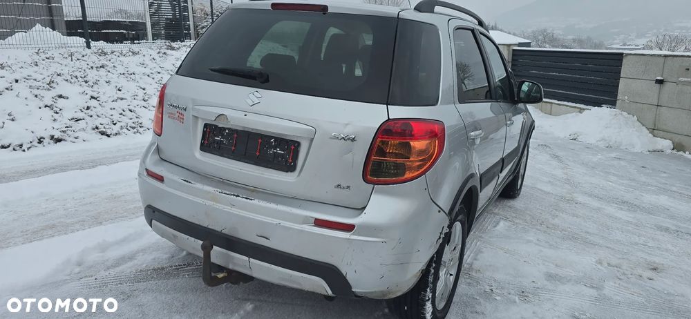 Suzuki SX4 2.0 DDiS 4x4 Style - 13