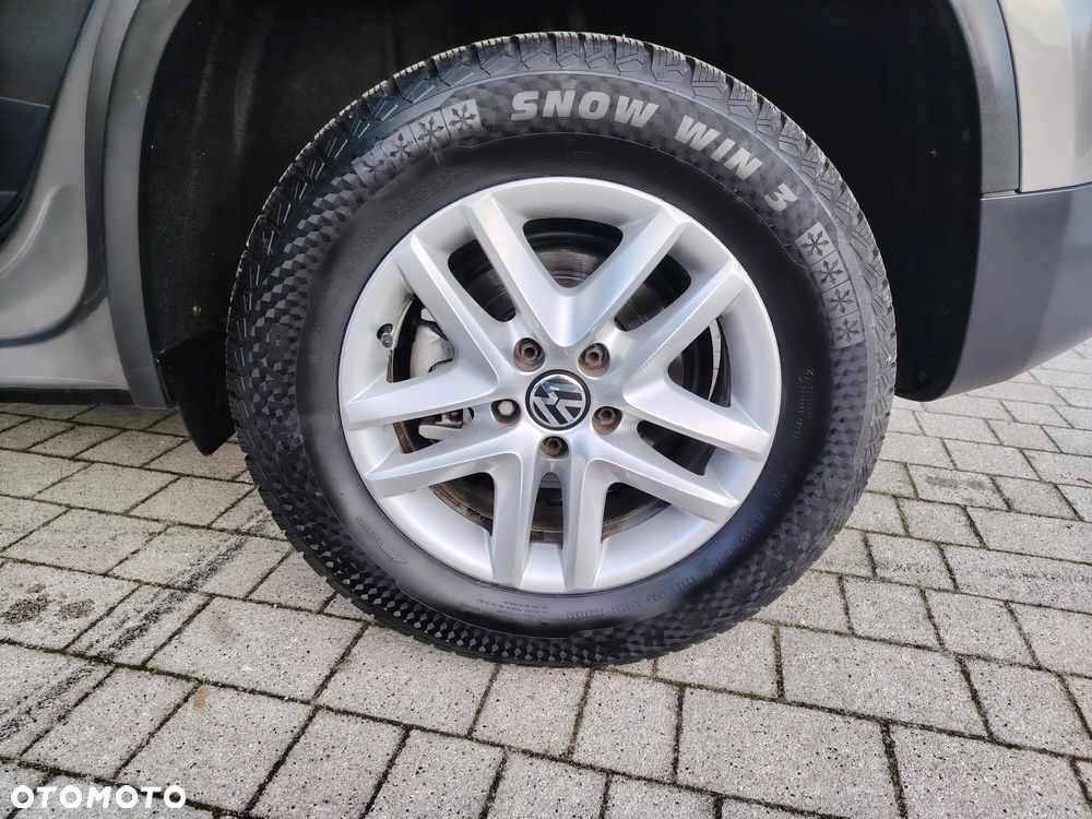 Volkswagen Tiguan 2.0 TDI DPF BlueMotion Technology Trend & Fun - 18