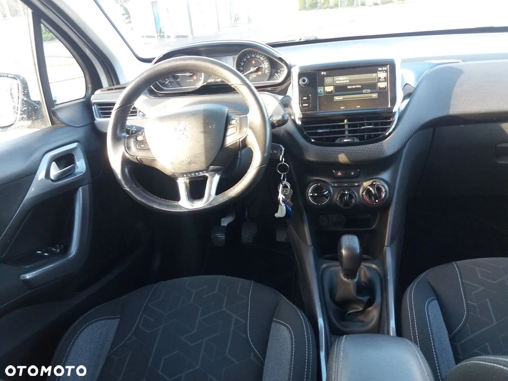 Peugeot 2008 1.2 VTi/Pure Tech Access - 8