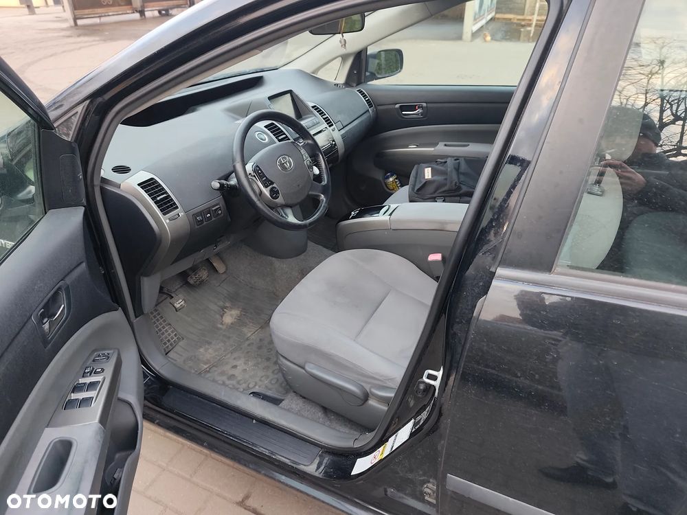 Toyota Prius - 7