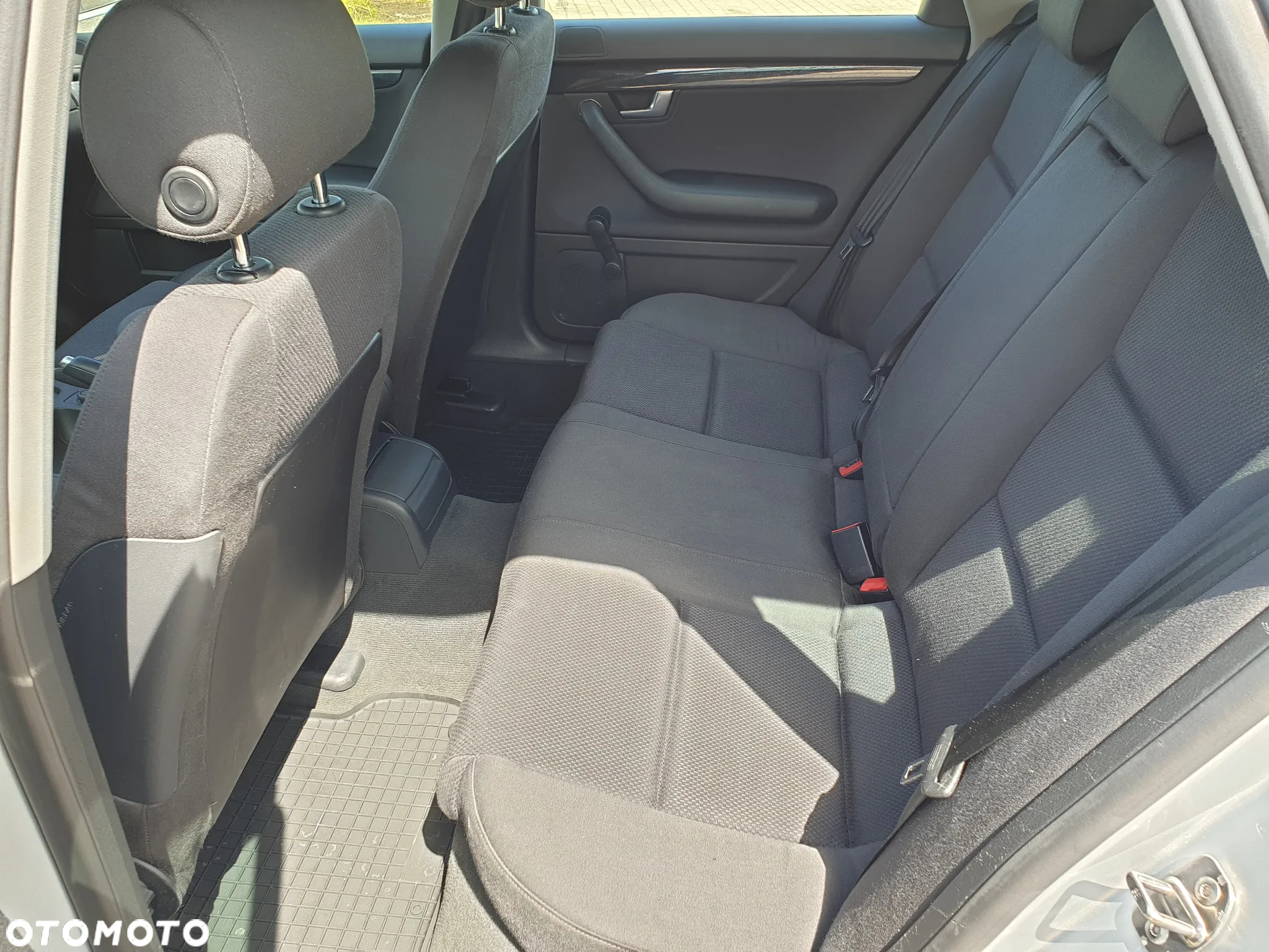 Audi A4 Avant 1.8 T - 9