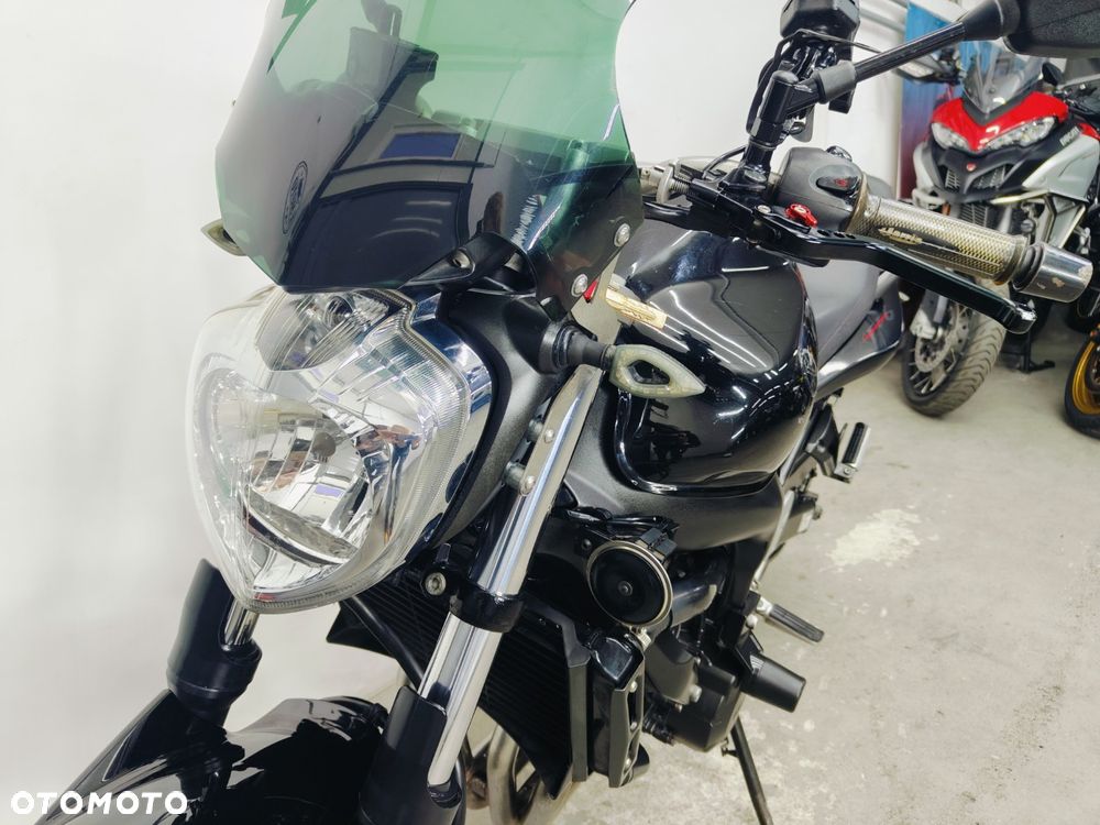 Yamaha FZ6 - 21