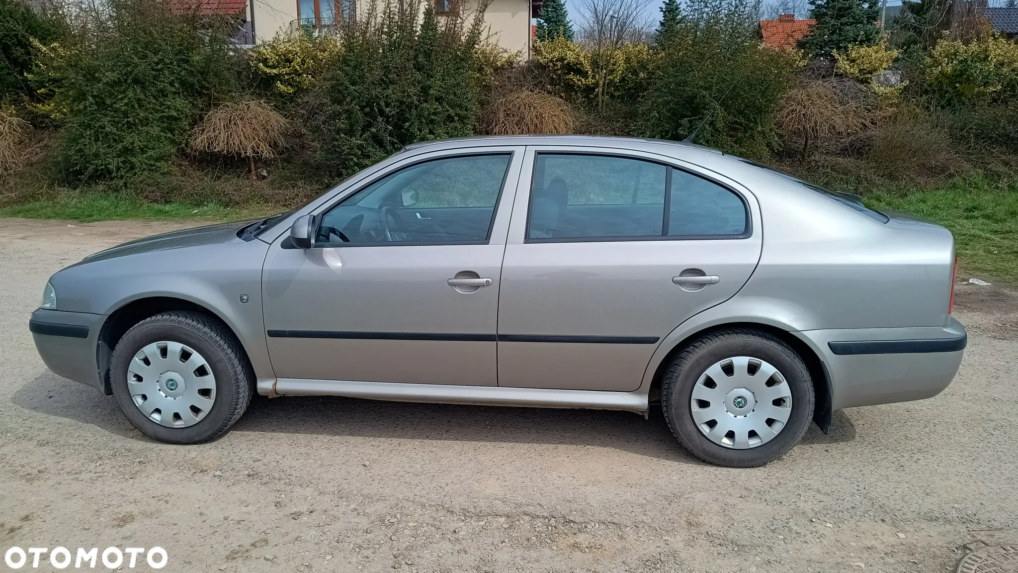 Skoda Octavia 1.6 Tour - 5