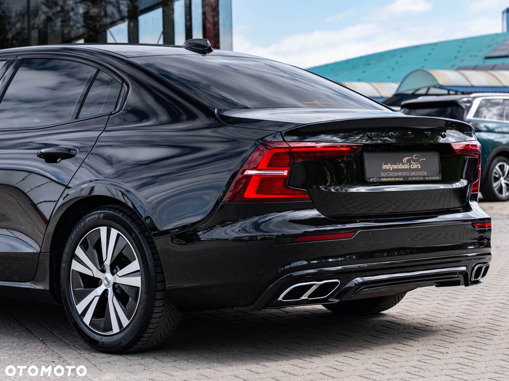 Volvo S60 B4 B DKG Plus Dark - 11
