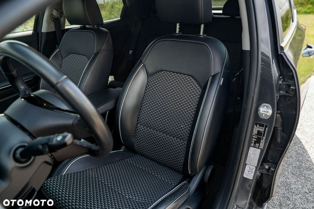 Kia XCeed 1.5 T-GDI L DCT - 24