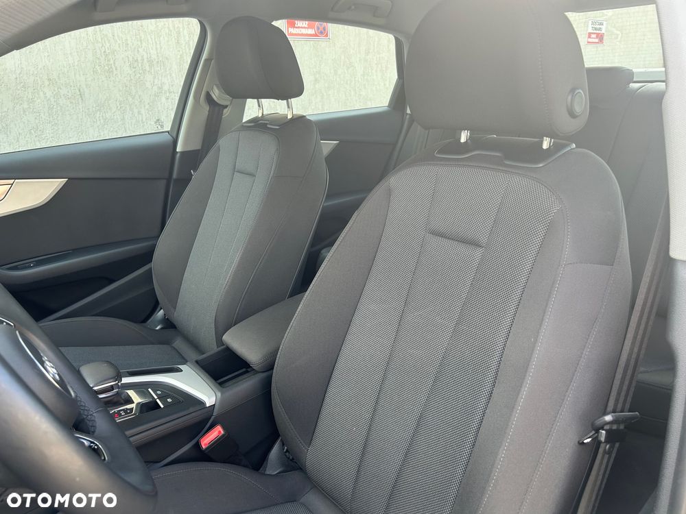 Audi A4 Limousine 35 TFSI mHEV Advanced S tronic - 9