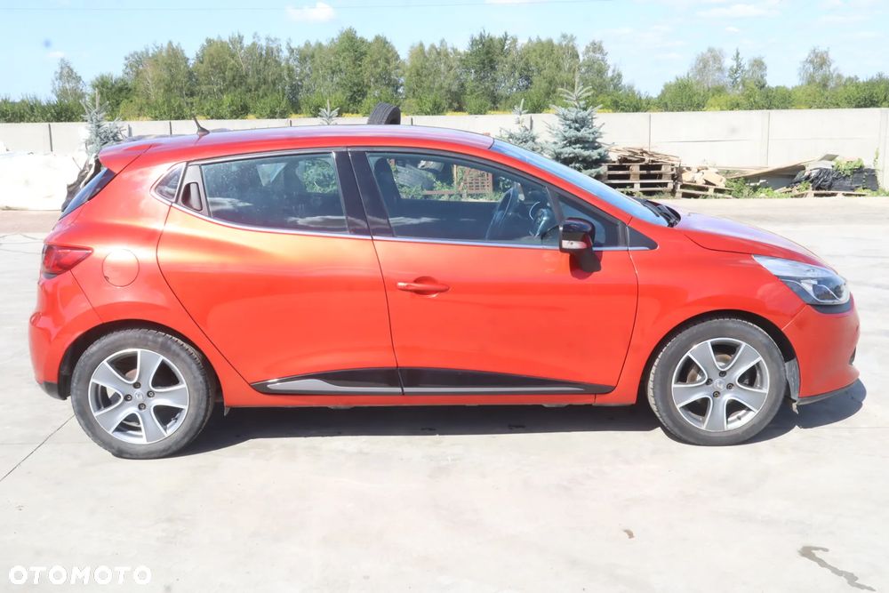 Renault Clio 1.2 16V Techno Feel - 4