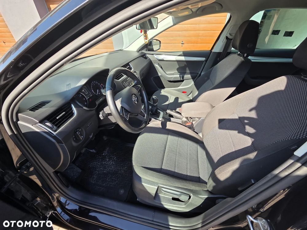 Skoda Octavia 1.4 TSI Ambition - 10